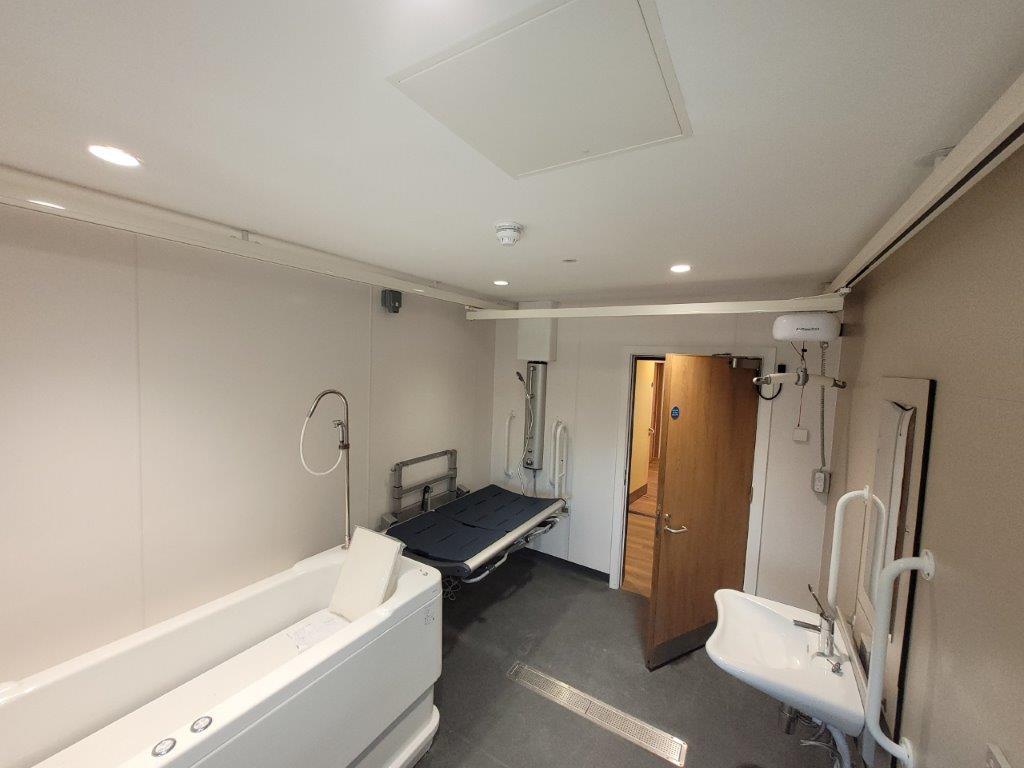21012H-Hull-CC-Limetree-Bathroom.jpg#asset:1667